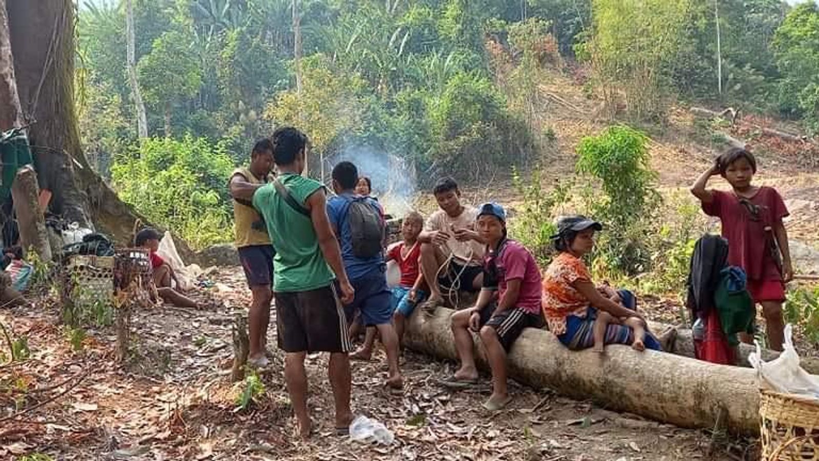 Мианмар: 100 000 принудени да излязат от домове в гранична държава на фона на сражения, тъй като ООН е загрижена за „влошаващата се“ ситуация Топ10