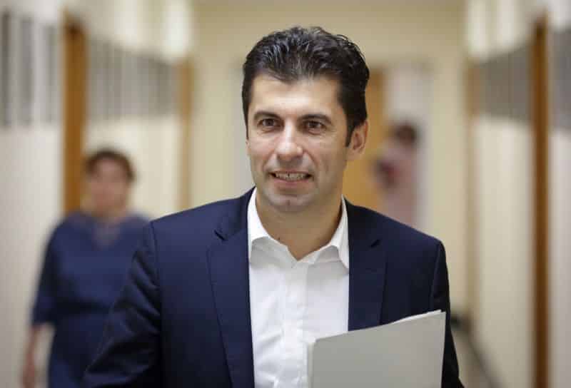 Костадин Костадинов: Ще изхвърлим на бунището този безсмислен парламент