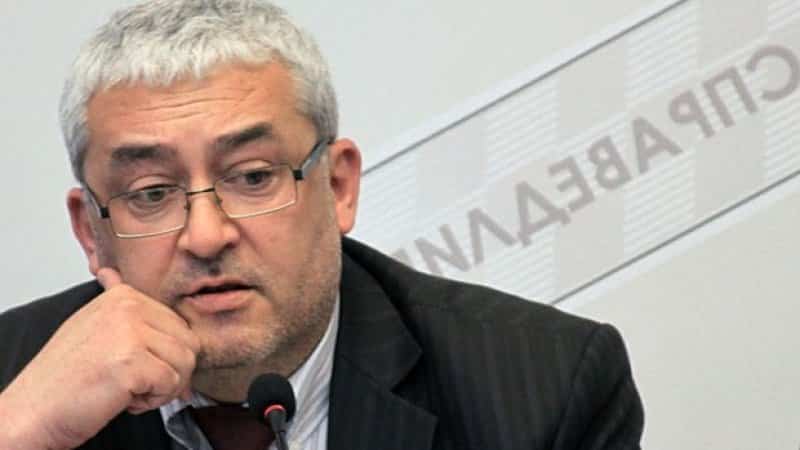 Емил Василев: БГ-разпадът продължава. Парламентът не може да излъчи редовно правителство