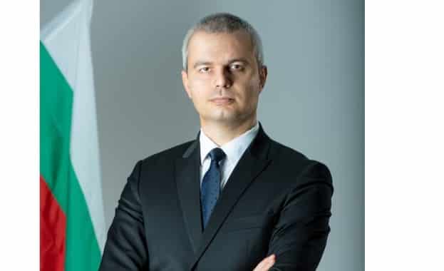 Костадин Костадинов: Дори и да се състави кабинет, няма да издържи дълго Топ10