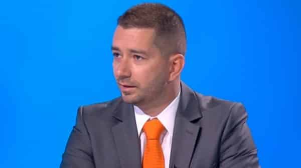 Слави Василев: Кирил Петков вдъхва надежда, че най-накрая ще има редовно правителство Топ10