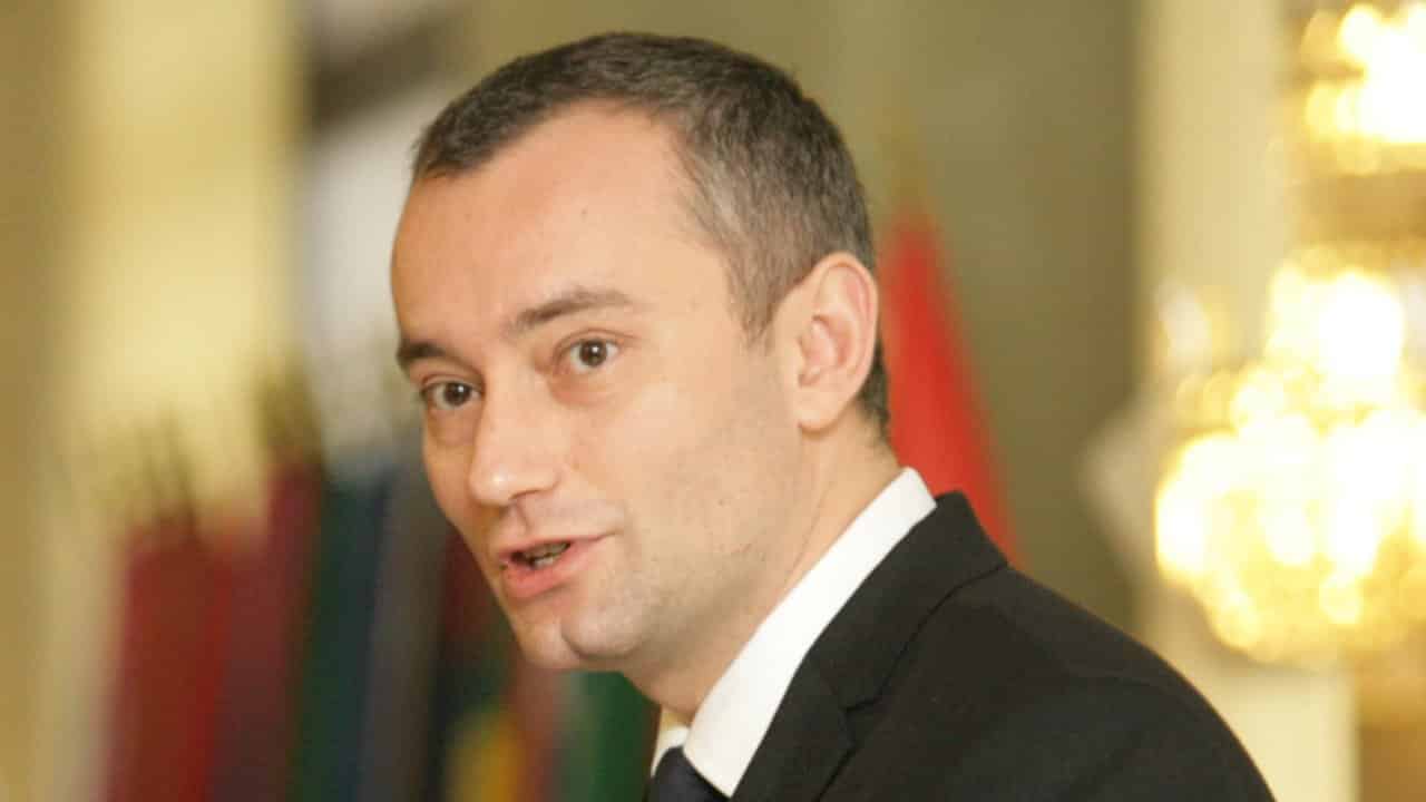 Николай Младенов е второто българско име, което изплува след гигаскандала с Pandora Papers Топ10