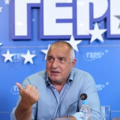 Кирил Петков срещу Бойко Борисов- Хаос, инхаус или кой е по-добър?