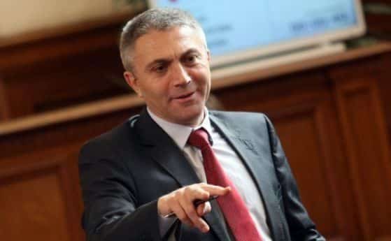 Константин Иванов: Конституцията позволява на всеки български гражданин да се кандидатира за президент