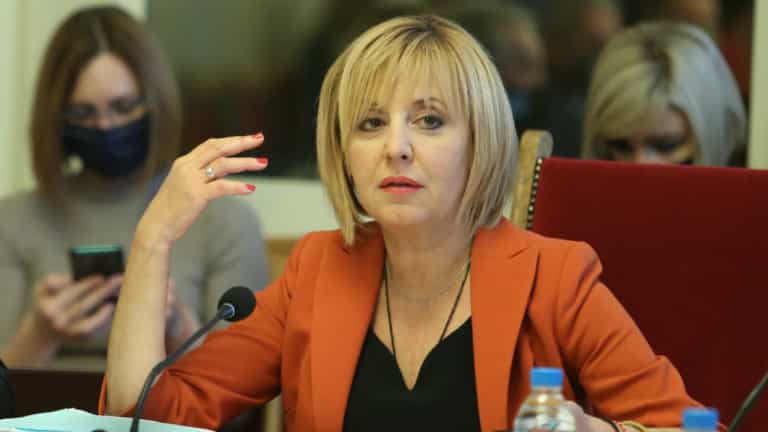 Манолова: В последните 10 години от ГЕРБ доведоха "Топлофикация София" до колапс