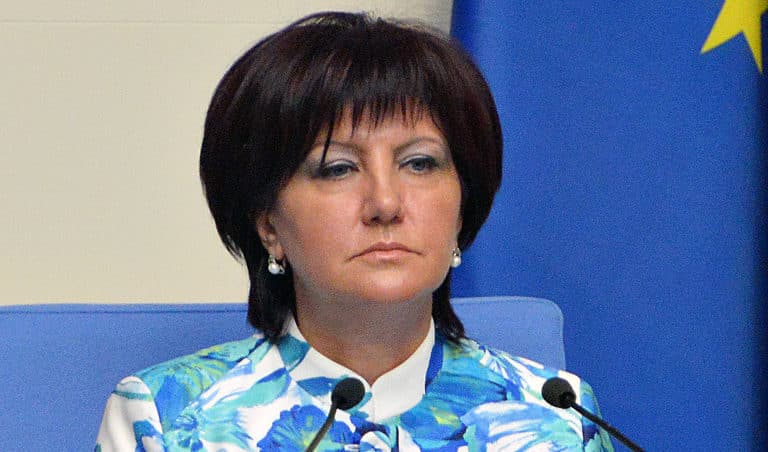 Цвета Караянчева и икономическият министър на ГЕРБ се връщат в парламента като сътрудници