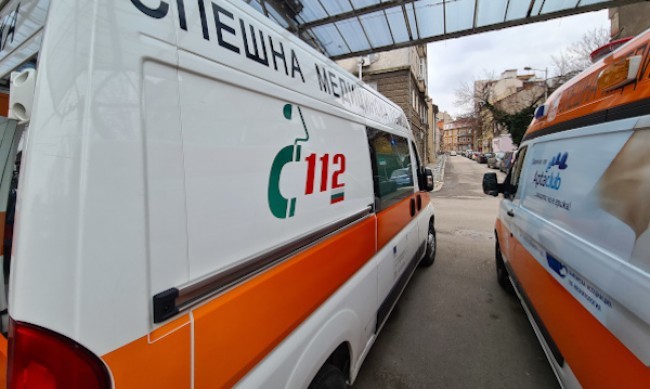 Близо 6 минути бавили починалата жена във Враца на регистратурата