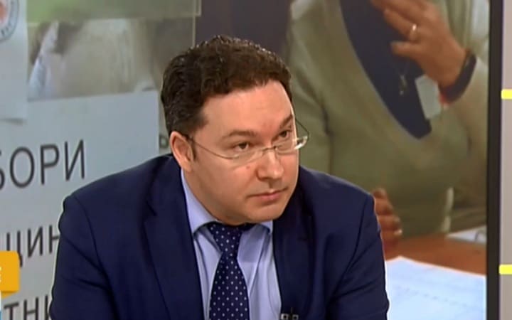 Даниел Митов: Премиерът олеква, Радев е несъстоятелен