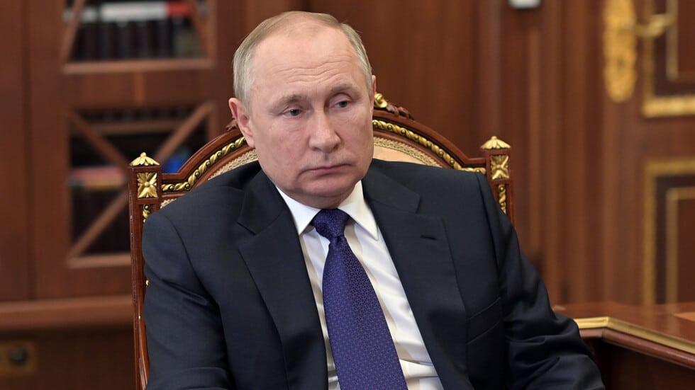 Бимбалов: Путин насила затваря руснаците в черупката на отдавна изсъхнал орех