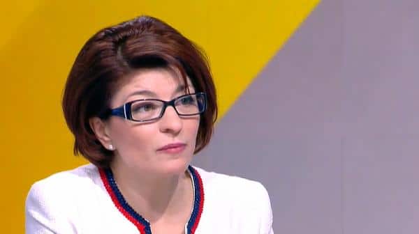 Десислава Атанасова: Абсолютна лъжа е, че България ползва само руски газ
