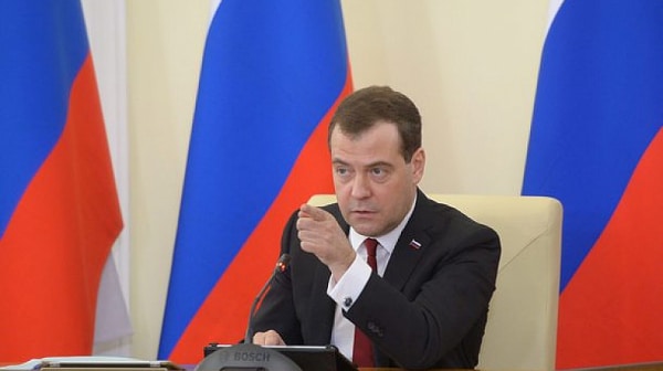 Медведев избухна – Зеленски ще отговаря пред Господ за всички зверства срещу Украинската православна църква