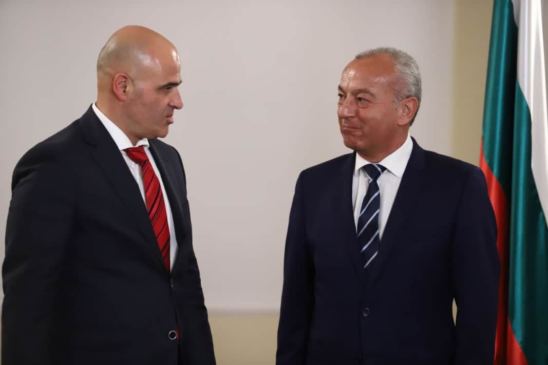 Премиерите на България и Република Северна Македония Гълъб Донев и
