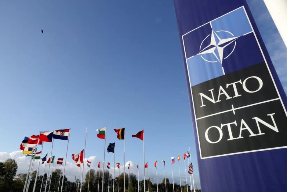 НАТО призова Русия незабавно да се върне към издействаното от