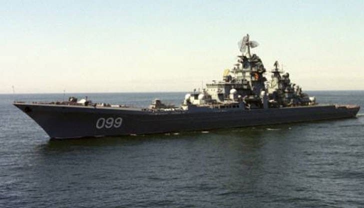 Русия активизира ядрения си крайцер "Петър Велики"