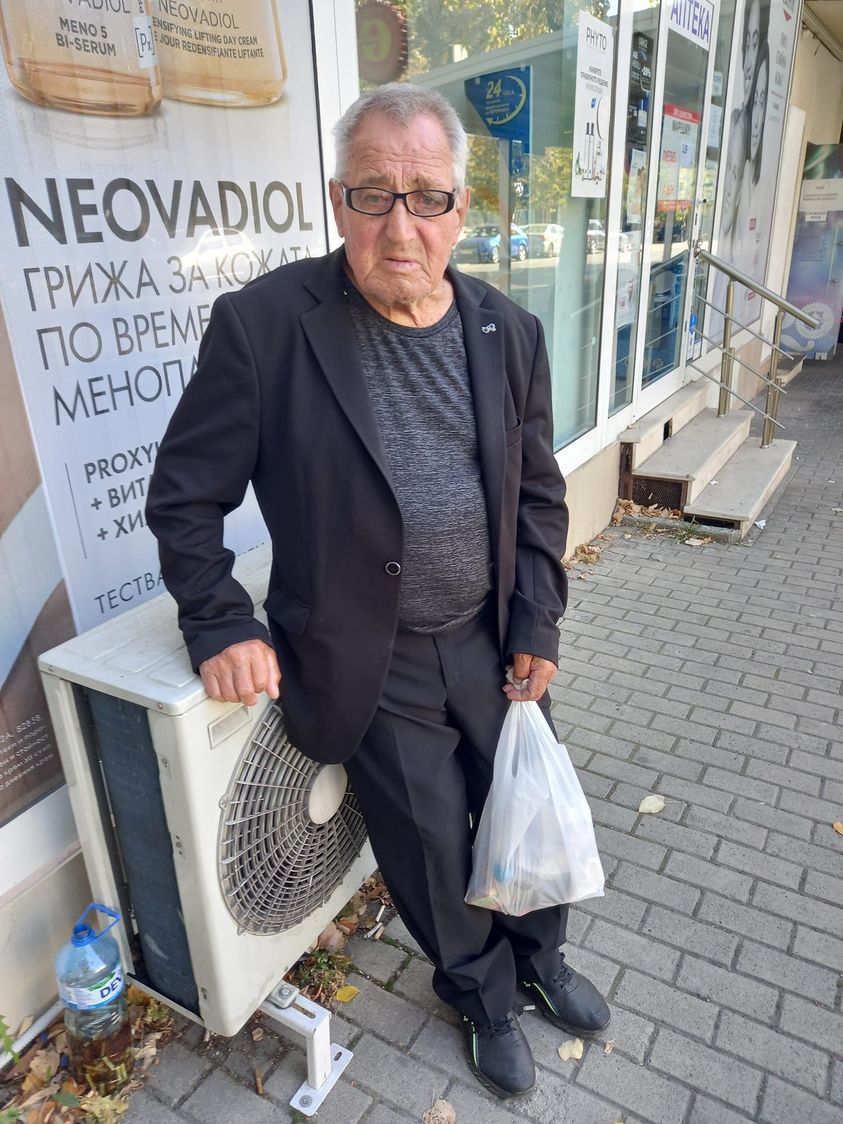 Измаменият дядо Йордан едва изкарва от пенсия до пенсия,лошото е,че той не е единственият в България