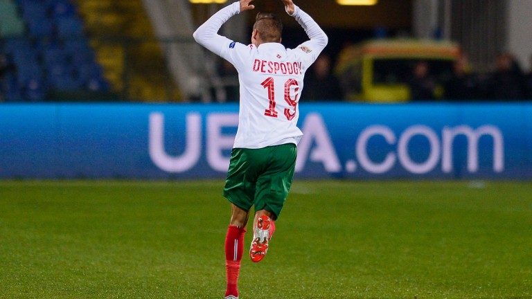 "И изморен, излезеш ли да играеш за България, трябва да се забравиш всичко", мотивиран е капитанът на България Кирил Десподов
