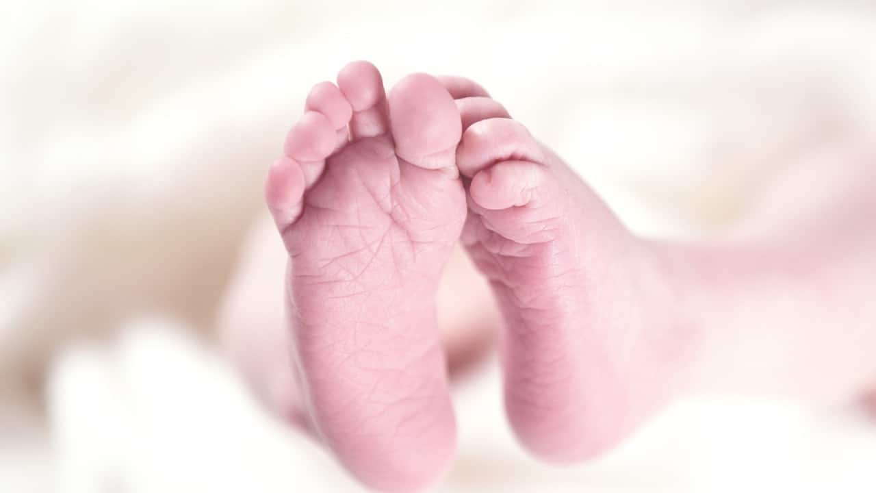 8 месечно бебе почина след като е обиколило болниците в Червен