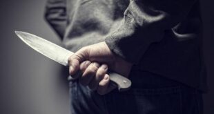 Нападател намушка с нож 8 деца на площадка във френския град Анси