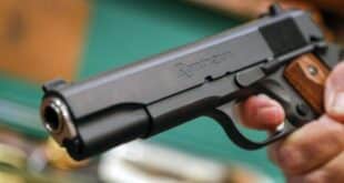 Мъж стреля по детето си с пистолет в берковско село
