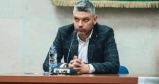 Тихомир Василев: Недоверието в "лидерите" е равно на недоверието в партиите от последните избори!
