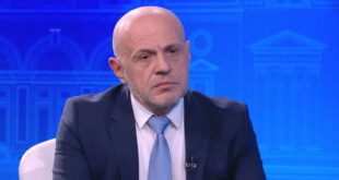 Томислав Дончев: Няма да излезем от ситуацията, ако всички дружно сме разсърдени на Нидерландия