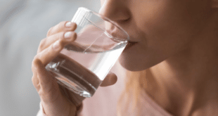 7 убедителни причини да пиете топла вода на празен стомах