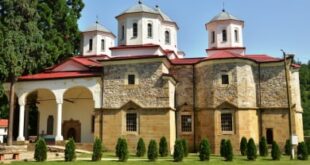 Чудо: Бездетни зачеват в манастира от „Под игото“
