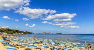 Затварят плажовете на Черно море? Здравният министър каза истината ВИДЕО