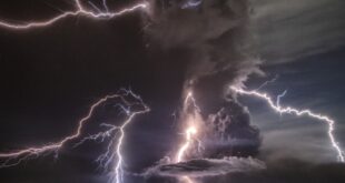 Мощна буря остави над 200 000 души без ток в САЩ