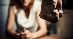 Мъж смели от бой приятелката си в Пловдив