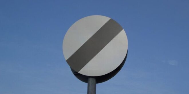 Често виждате този пътен знак и дори най-добрите шофьори не знаят какво представлява