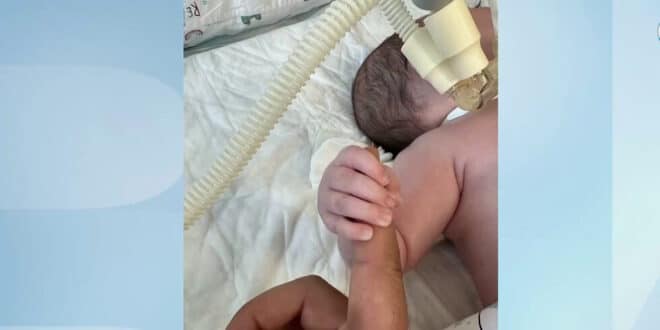 Родителите на превозено със „Спартан” бебе обвиняват медици за смъртта му